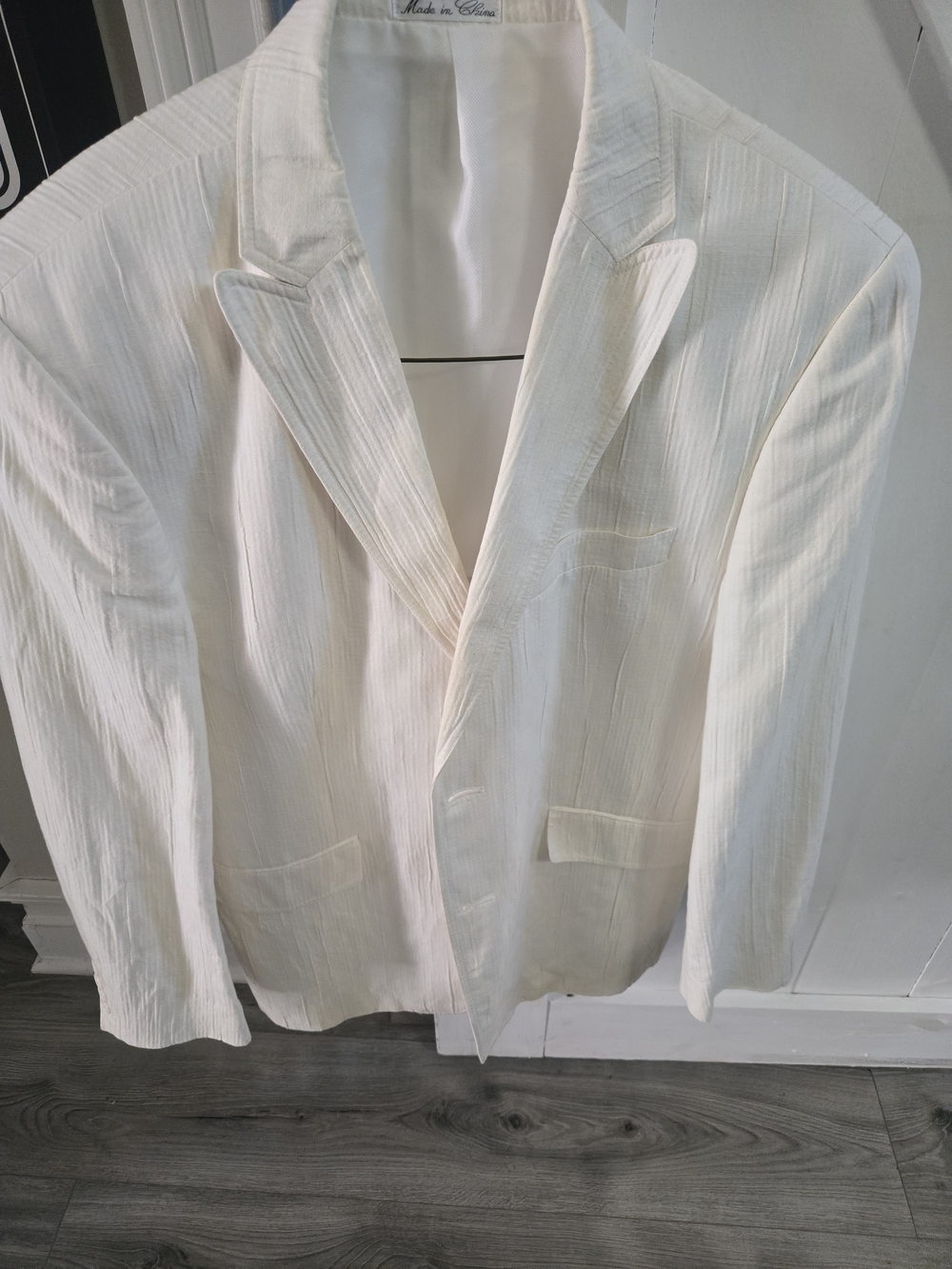 Bachrach Men's White Textured Blazer